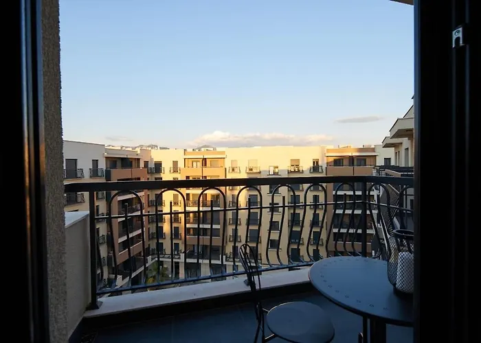 Montenegro Luxury - Hill Homes