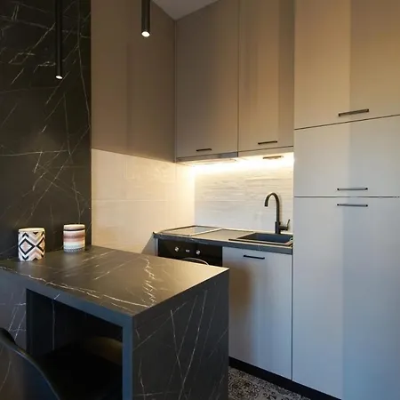 Montenegro Luxury - Hill Homes Подгориця
