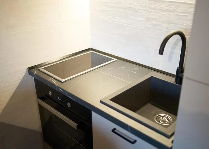 Montenegro Luxury - Hill Homes Lejlighed Podgorica