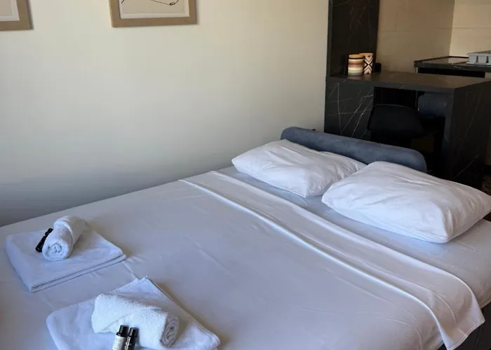 Montenegro Luxury - Hill Homes